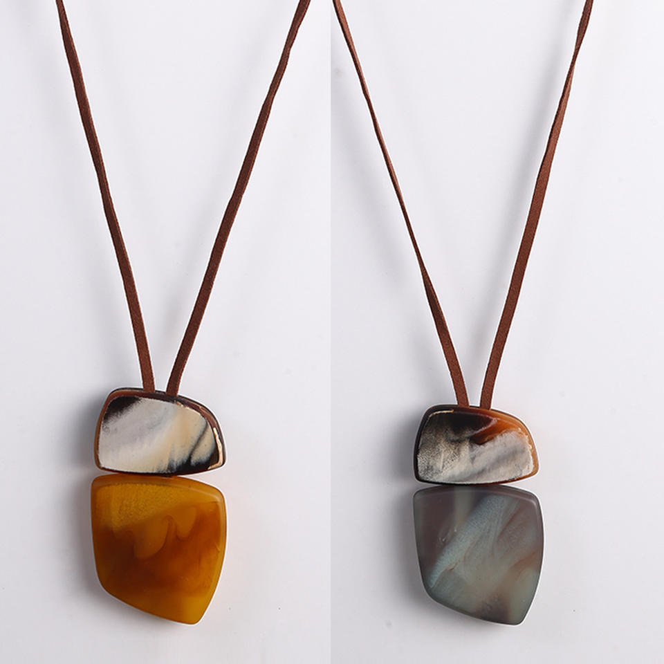 Resin Dyed Geometric Necklace Exaggerated Sweater Chain - Image 3